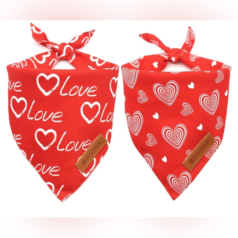 New 2 Pack Dog Bandanas Valentines Hearts